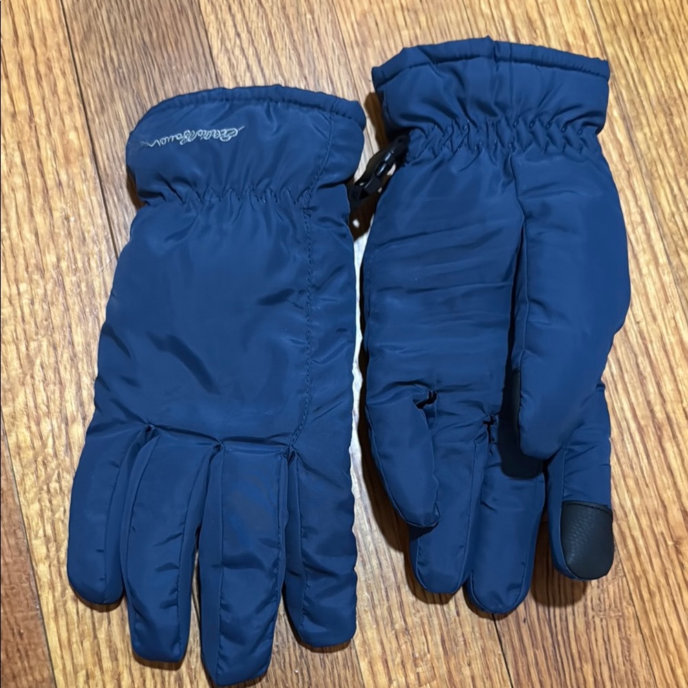 Women’s Eddie Bauer waterproof gloves. Worn once. Size small.